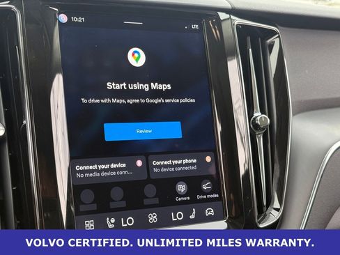 Certified 2025 Volvo XC60 B5 Core image 22