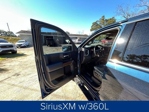 Used 2022 Chevrolet Silverado 1500 High Country w/ Technology Package image 27