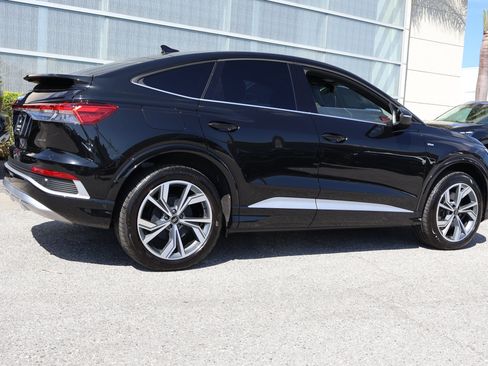 Used 2024 Audi Q4 e-tron Premium Plus image 8