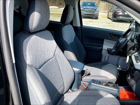 Used 2022 Ford Maverick XLT image 7