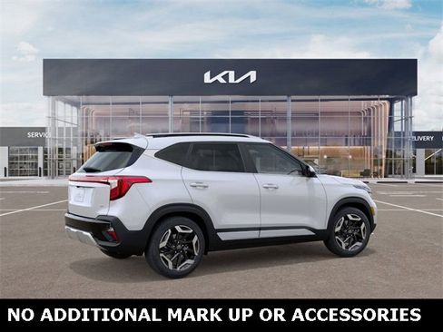 New 2026 Kia Seltos SX w/ SX Sunroof Package image 6