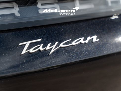 Used 2021 Porsche Taycan image 16