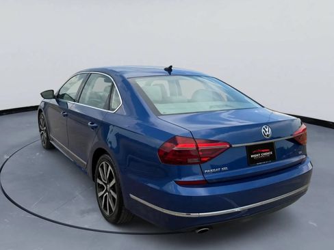 Used 2017 Volkswagen Passat 1.8T SEL Premium FWD image 7