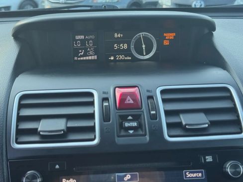 Used 2018 Subaru Forester 2.5i Touring AWD/4WD image 27