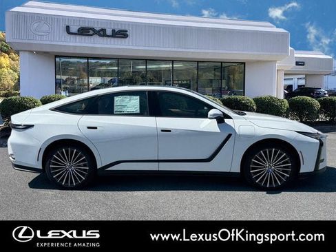 New 2026 Lexus ES 350e w/ Convenience Package FWD image 5