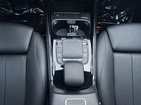 Used 2021 Mercedes-Benz GLA 250 image 11