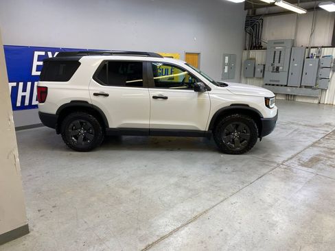 Used 2026 Honda Passport RTL image 8