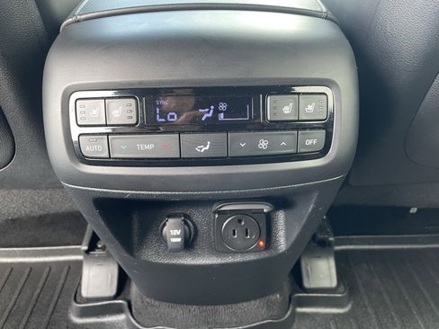 Used 2022 Hyundai Palisade Calligraphy image 19