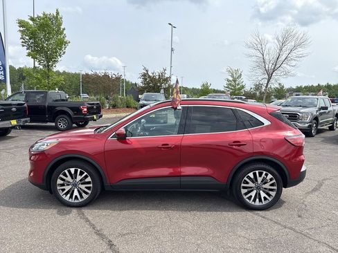 Used 2021 Ford Escape Titanium AWD/4WD image 9