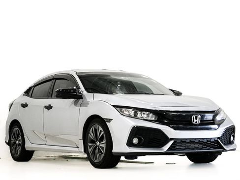 Used 2017 Honda Civic EX image 1