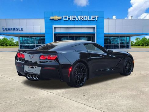 Used 2019 Chevrolet Corvette Stingray Coupe RWD image 4