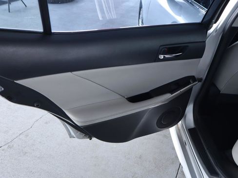 Used 2015 Lexus IS 250 AWD w/ Navigation System Package image 29