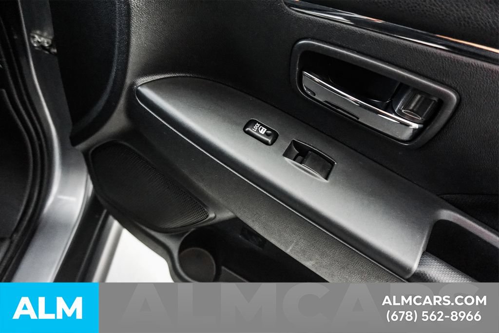 Used 2024 Mitsubishi Outlander Sport ES AWD/4WD image 17