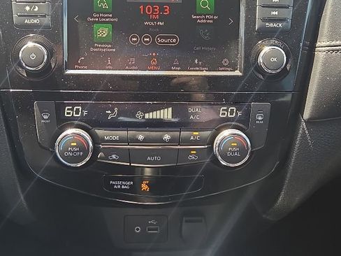 Used 2020 Nissan Rogue SL AWD/4WD image 31