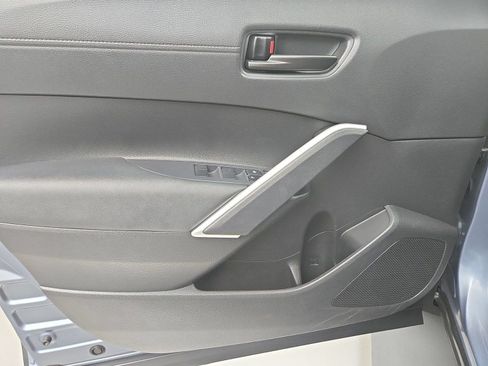 Certified 2023 Toyota Corolla Cross LE FWD image 16