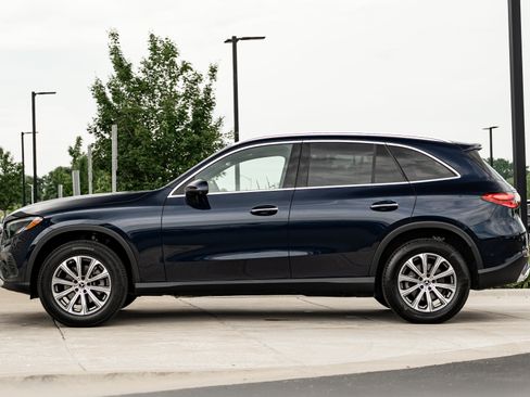 Used 2024 Mercedes-Benz GLC 300 4MATIC image 6