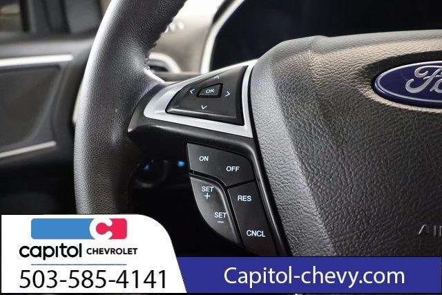 Used 2018 Ford Edge SEL w/ Class II Trailer Tow Package AWD/4WD image 18