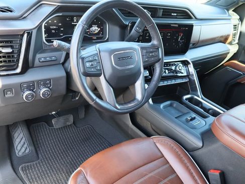 Used 2024 GMC Sierra 2500 Denali Ultimate image 21