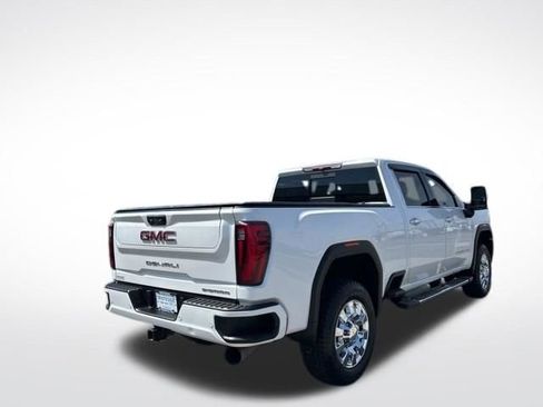 Used 2024 GMC Sierra 2500 Denali image 13