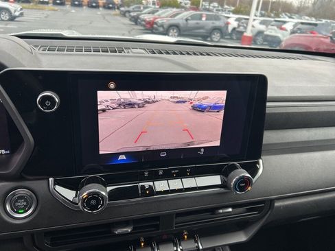 Used 2024 Chevrolet Colorado Trail Boss w/ Advanced Trailering Package image 12