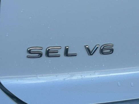 Used 2022 Volkswagen Atlas Cross Sport SEL Premium R-Line image 25