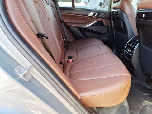 Used 2025 BMW X5 xDrive40i w/ M Sport Package image 14