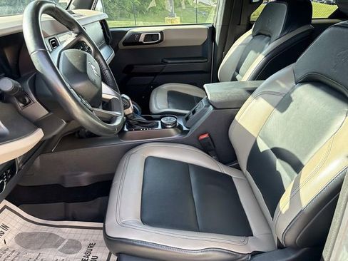 Used 2024 Ford Bronco Wildtrak AWD/4WD image 12