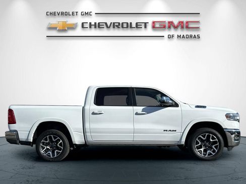 Used 2025 RAM 1500 Laramie AWD/4WD image 2