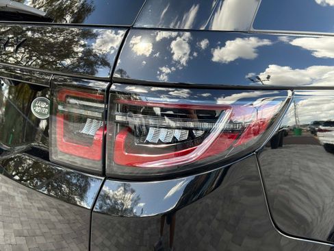 Used 2022 Land Rover Discovery Sport S image 15