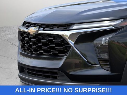 New 2026 Chevrolet Trax LT w/ LT Convenience Package FWD image 23