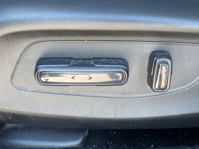 Certified 2024 Honda HR-V EX-L image 4