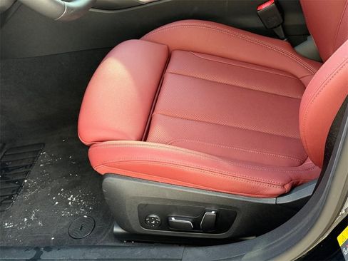 Used 2025 BMW i4 xDrive40i w/ Premium Package image 21