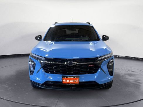 Certified 2024 Chevrolet Trax RS w/ Sunroof Package FWD image 2