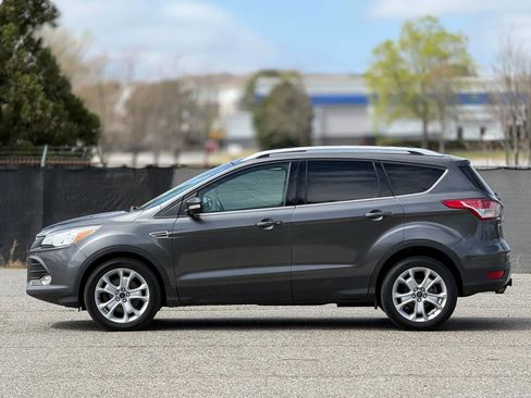 Used 2015 Ford Escape Titanium image 8