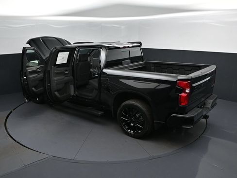 New 2026 Chevrolet Silverado 1500 High Country w/ High Country Premium Package AWD/4WD image 51