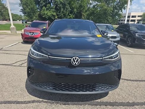 Used 2023 Volkswagen ID.4 Pro AWD/4WD image 2