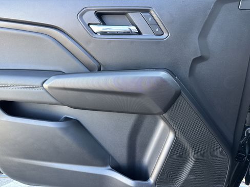 New 2026 GMC Canyon Elevation w/ Convenience Package image 14