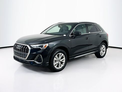 Used 2025 Audi Q3 2.0T Premium AWD/4WD image 3