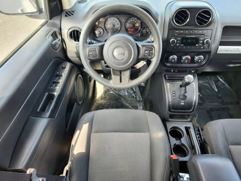 Used 2016 Jeep Compass Sport w/ Power Value Group AWD/4WD image 13