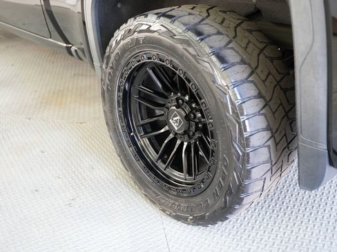 Used 2020 GMC Sierra 1500 SLE w/ SLE Value Package AWD/4WD image 54