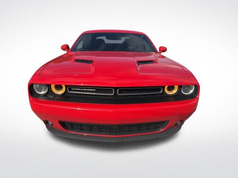 Used 2015 Dodge Challenger SXT Plus w/ Sound Group II image 2