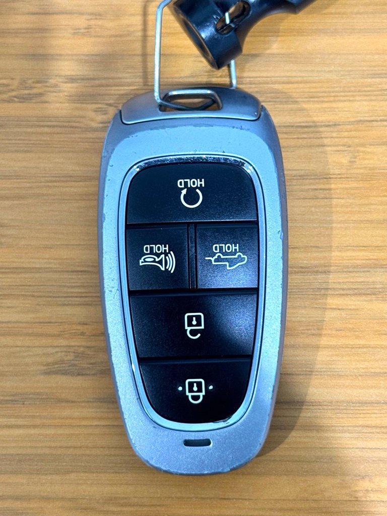 Used 2023 Hyundai Santa Cruz SEL Premium AWD/4WD image 41