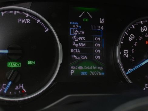 Used 2021 Toyota RAV4 XLE image 28