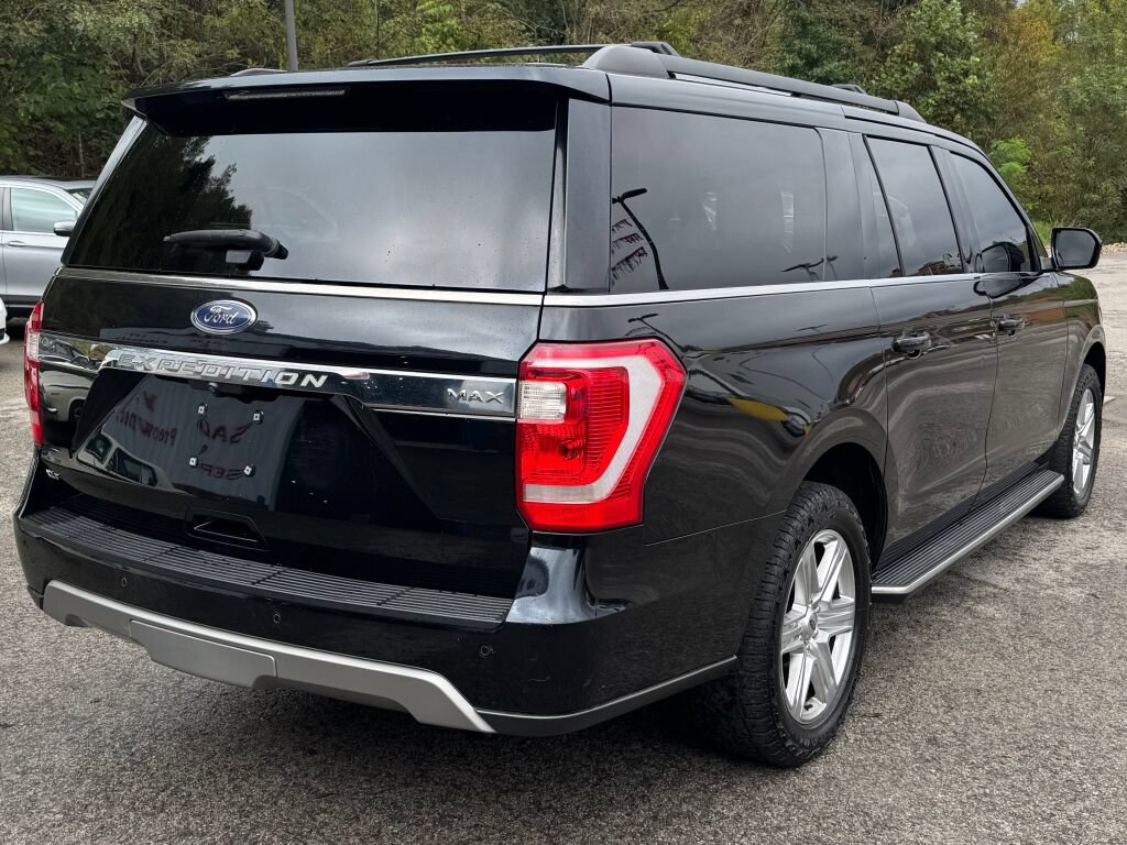 Used 2018 Ford Expedition Max XLT w/ Equipment Group 202A AWD/4WD image 7
