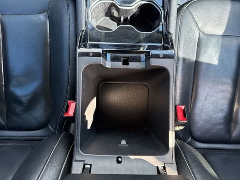 Used 2023 Jeep Grand Cherokee Limited image 34