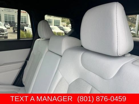 New 2026 Jeep Cherokee Laredo AWD/4WD image 17