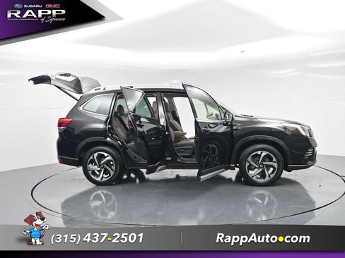 Used 2023 Subaru Forester Touring AWD/4WD image 28