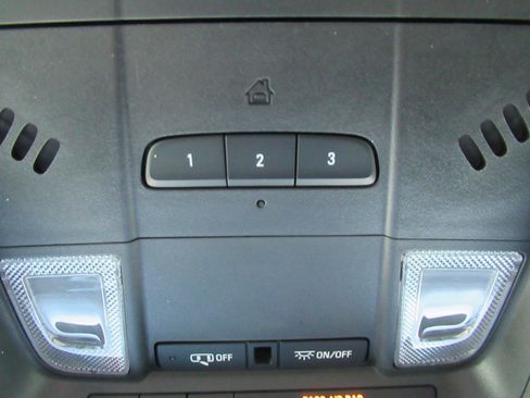 Used 2024 Chevrolet Blazer RS w/ Enhanced Convenience Package FWD image 32