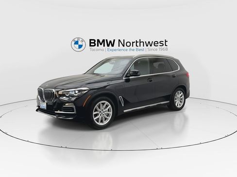 Used 2021 BMW X5 xDrive45e w/ Premium Package image 9