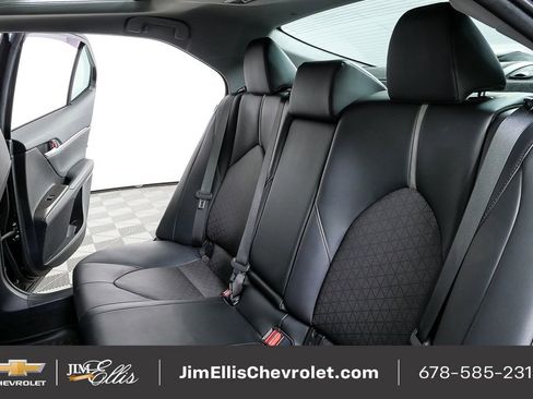 Used 2023 Toyota Camry XSE image 21